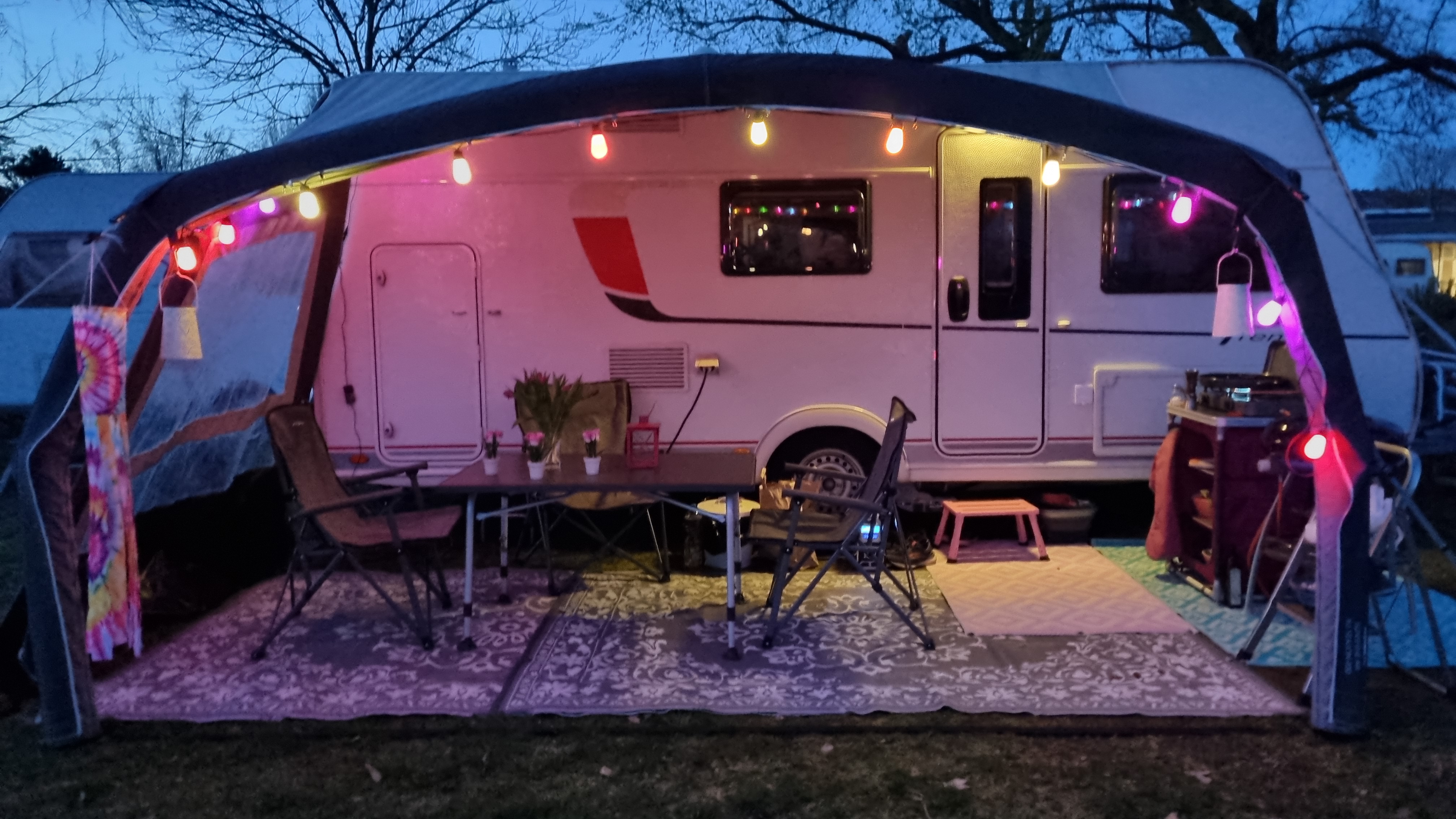 Christiane mit Caravan Rosalie